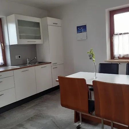 Zirbentraum Appartement Lana