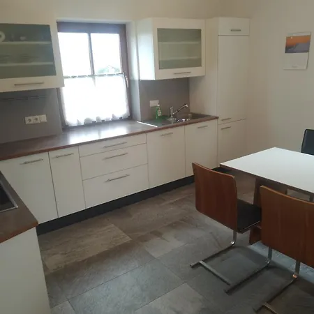 Zirbentraum Apartment Lana